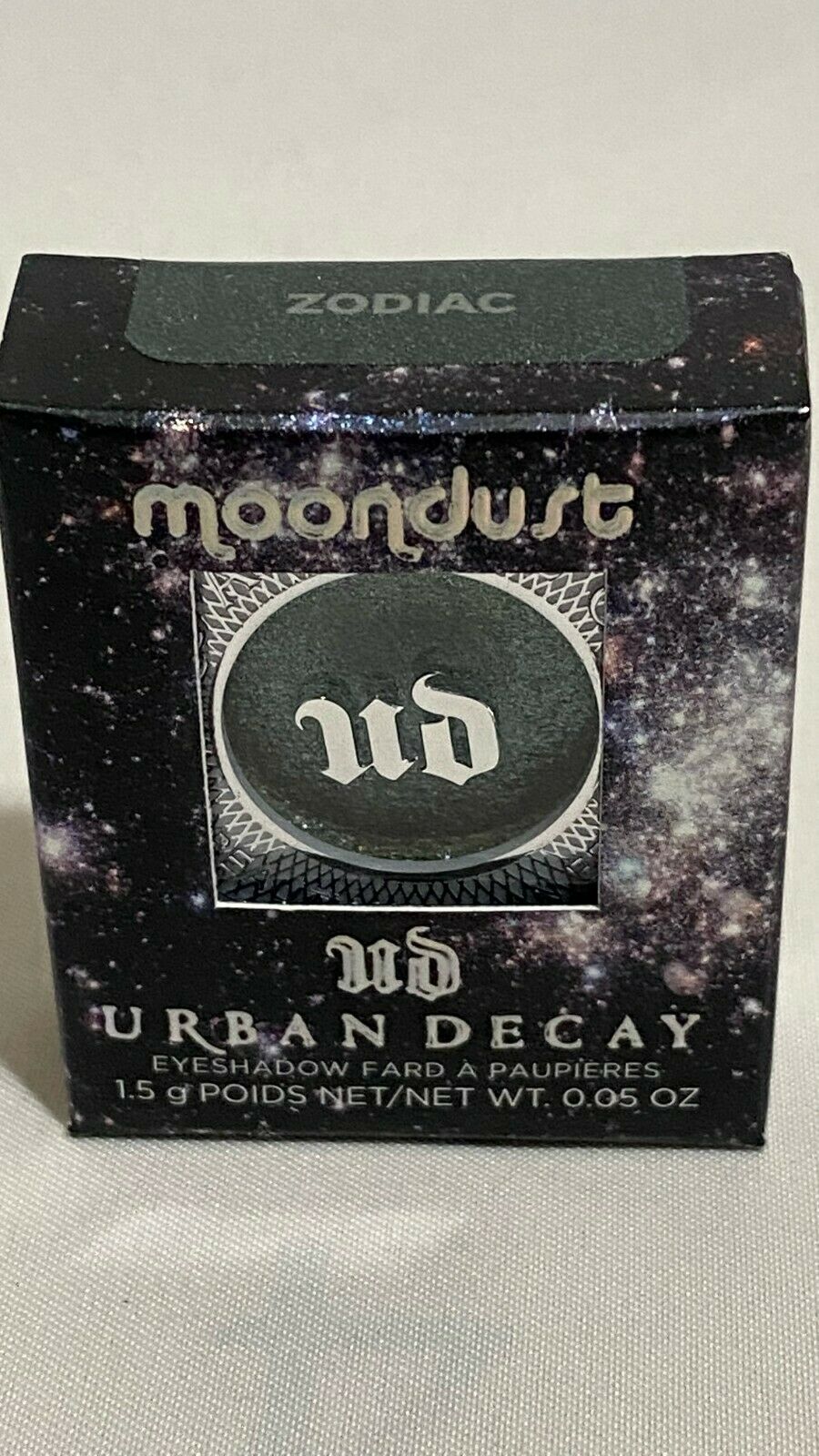 Urban Decay Eyeshadow Palette - Multiple Shades in Velvety Finish, 0.05oz