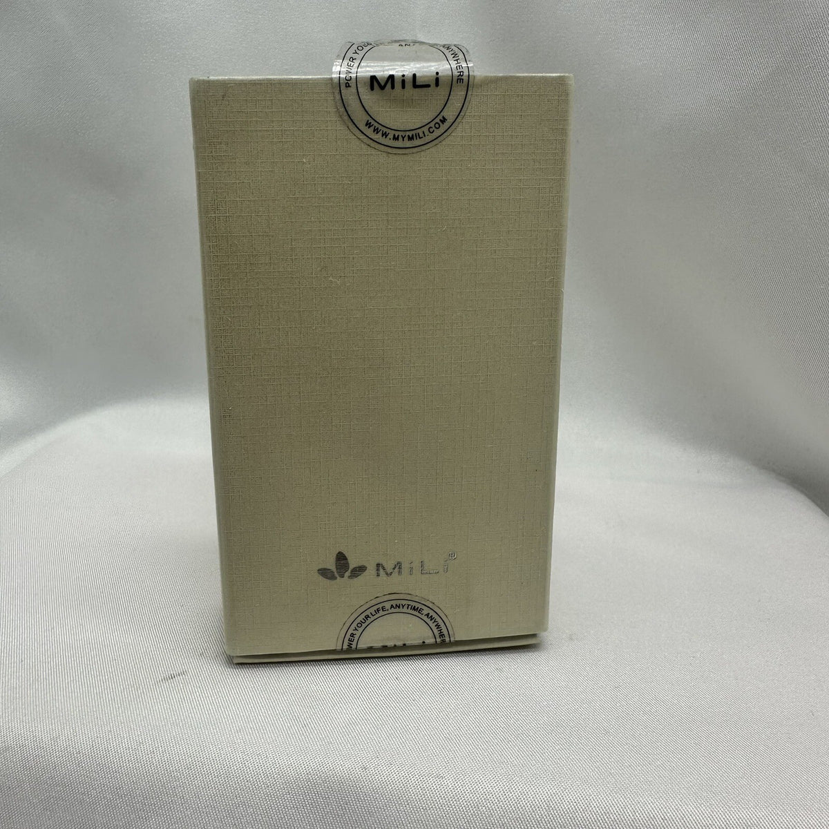 Smart Skin Moisture Detector Digital Analyzer with Bluetooth App