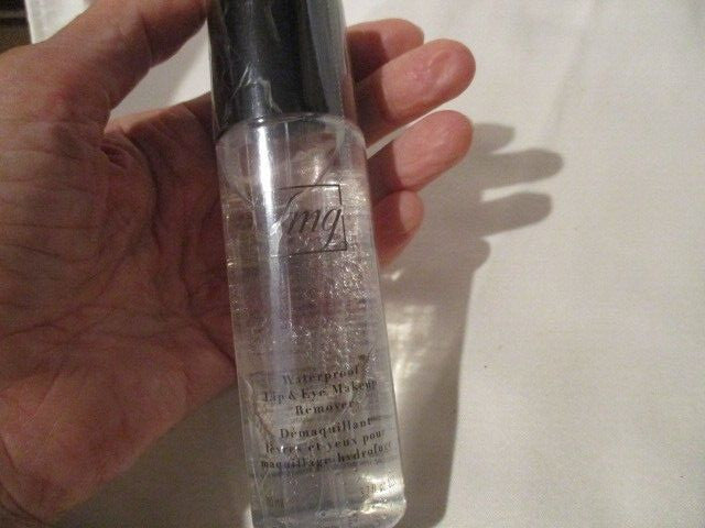 Waterproof Lip & Eye Makeup Remover Oil & Water Dual Layer 3.7 oz