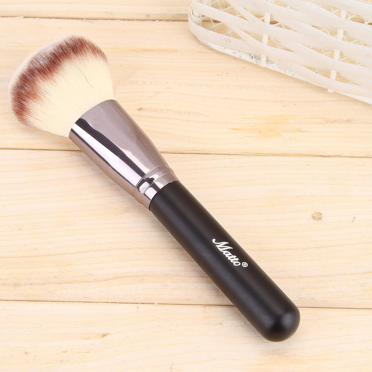 Mineral Powder Makeup Brush for Full Coverage & Flawless Finish