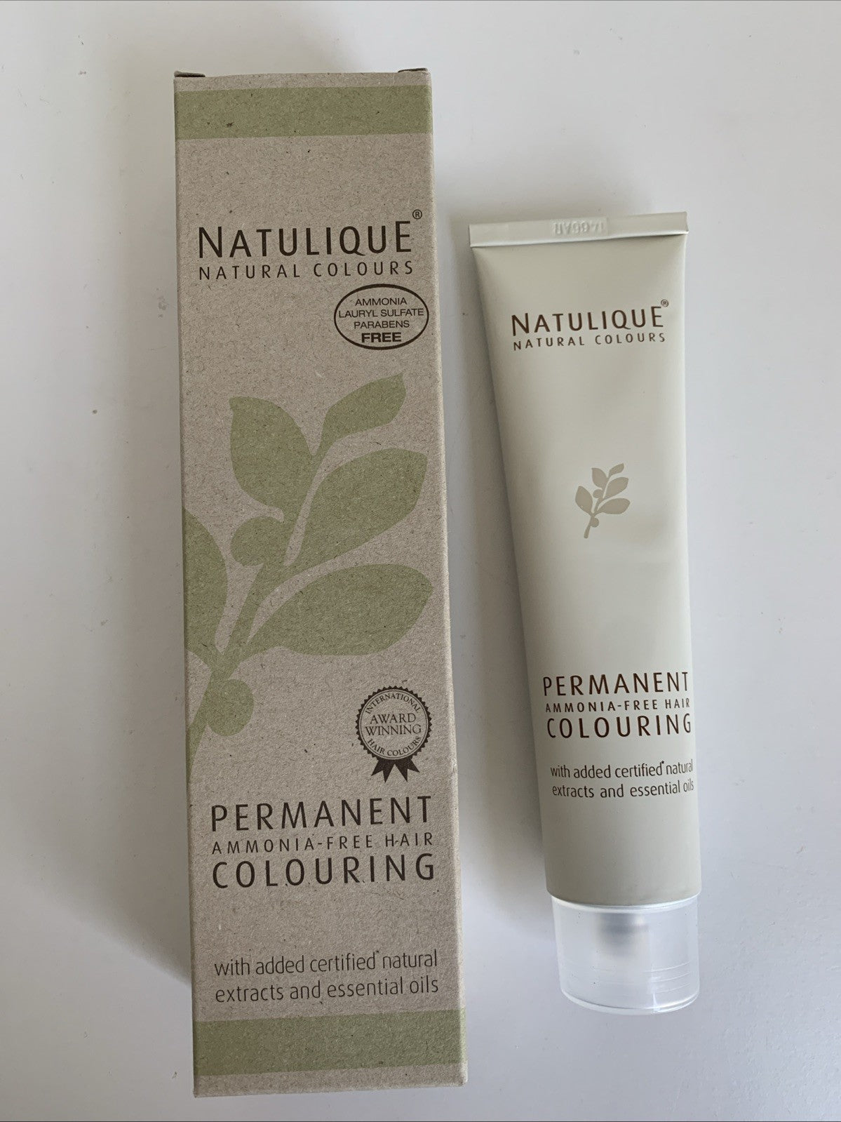 Natulique Permanent Hair Color 6.77 Dark Blonde