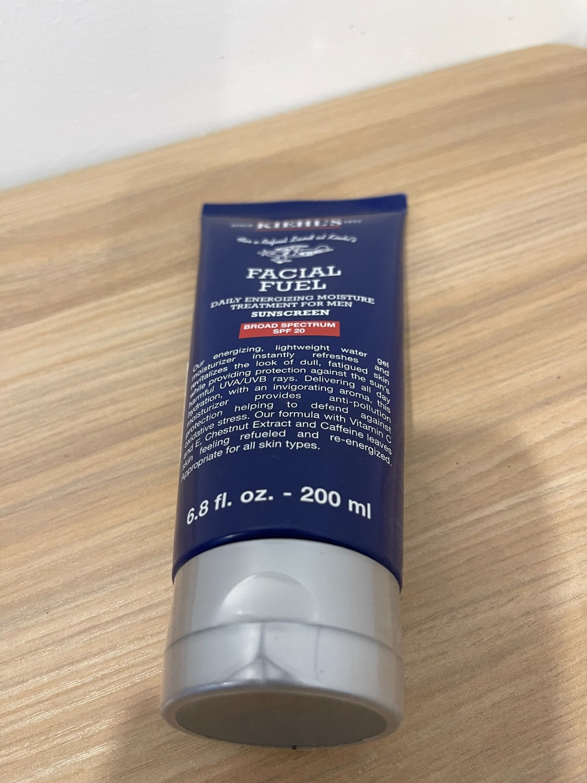 Men's Daily Energizing Facial Moisturizer SPF 20, 6.8 oz