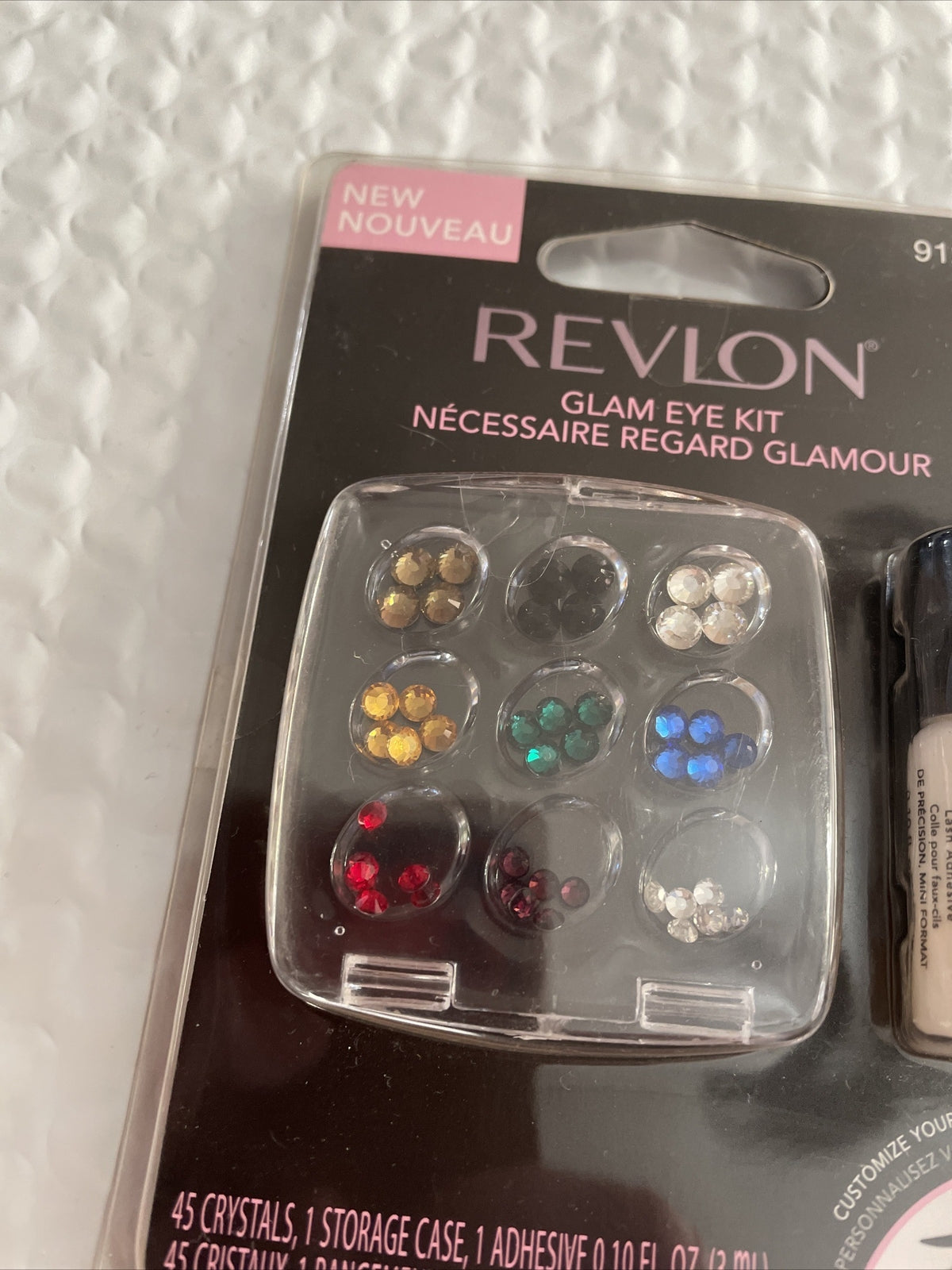 Revlon Glam Eye Kit with 45 Crystals No Adhesive Sealed Eyelash Accessories