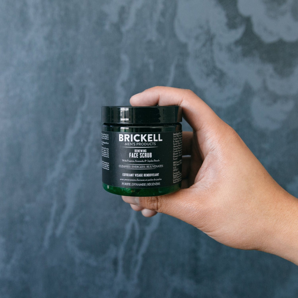 Men's Organic Face Scrub for Deep Exfoliation & Clear Skin - Natural & Gentle