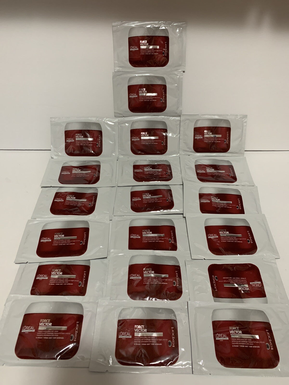 L'Oreal Glycocell Expert Force Vector Hair Mask Pack - 20 x 15ml Travel & Gym Size