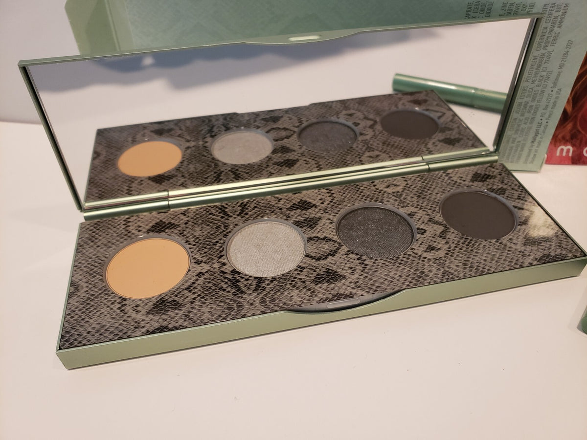 Smokey Eye Kit with Eyeshadows and Eyeliner - Skyscraper Style