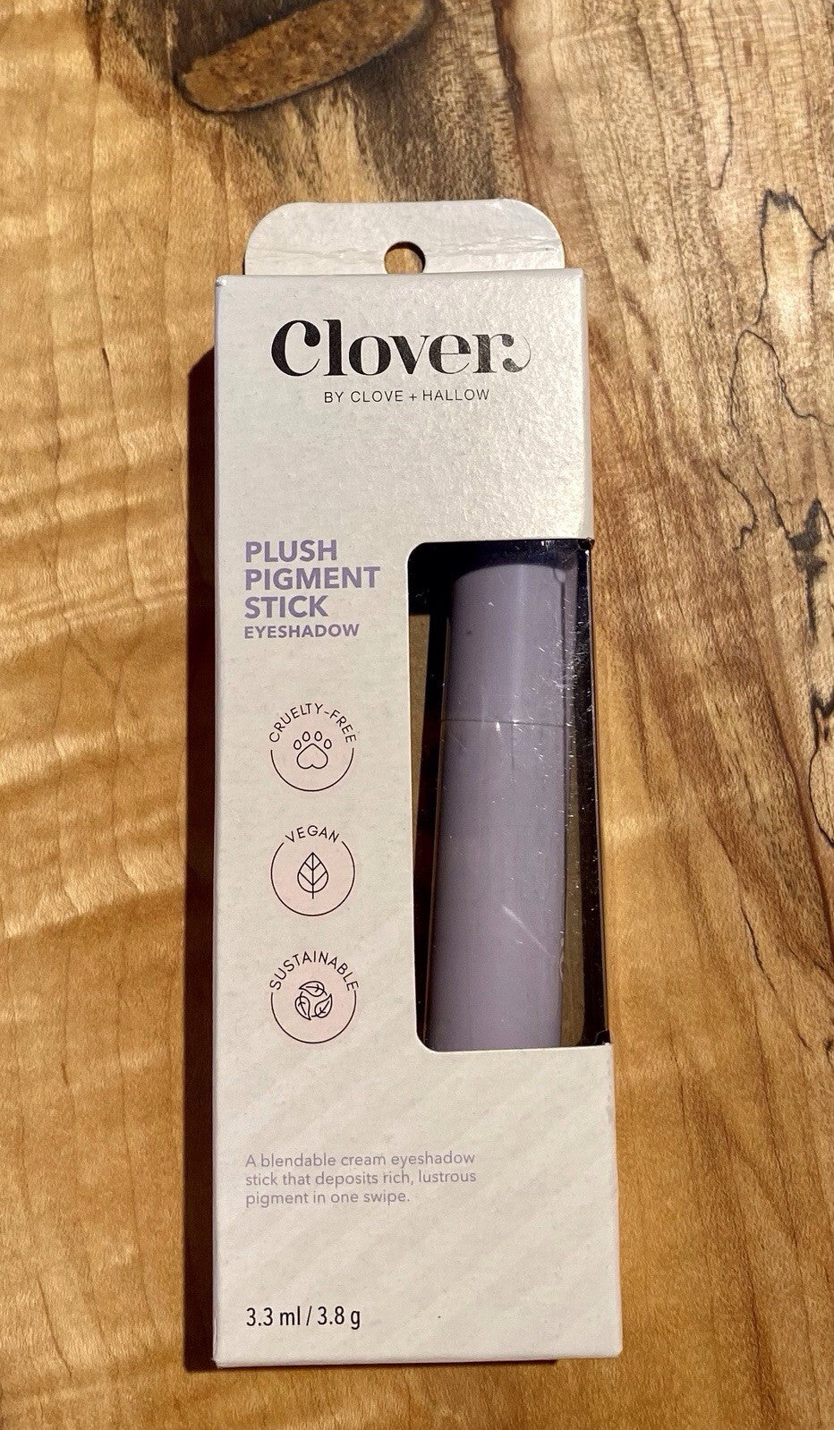 Clove and Hallow Clover Plush Eyeshadow Stick Jaded Green 3.8g Full Size