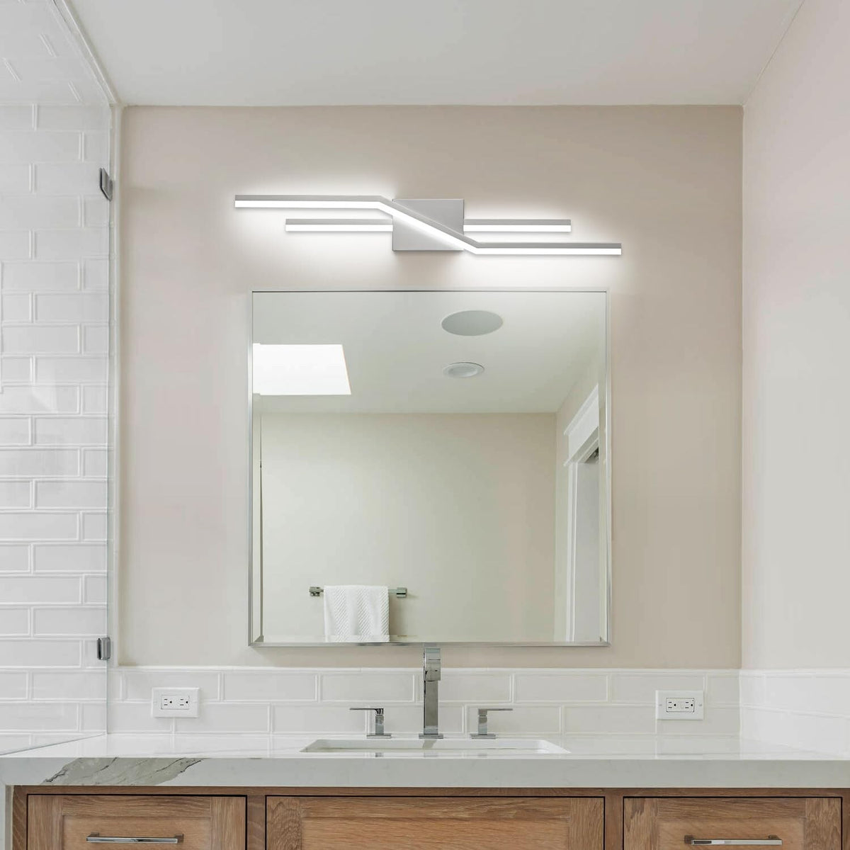 32 Inch Dimmable Bathroom Vanity Light Fixture in Brushed Nickel