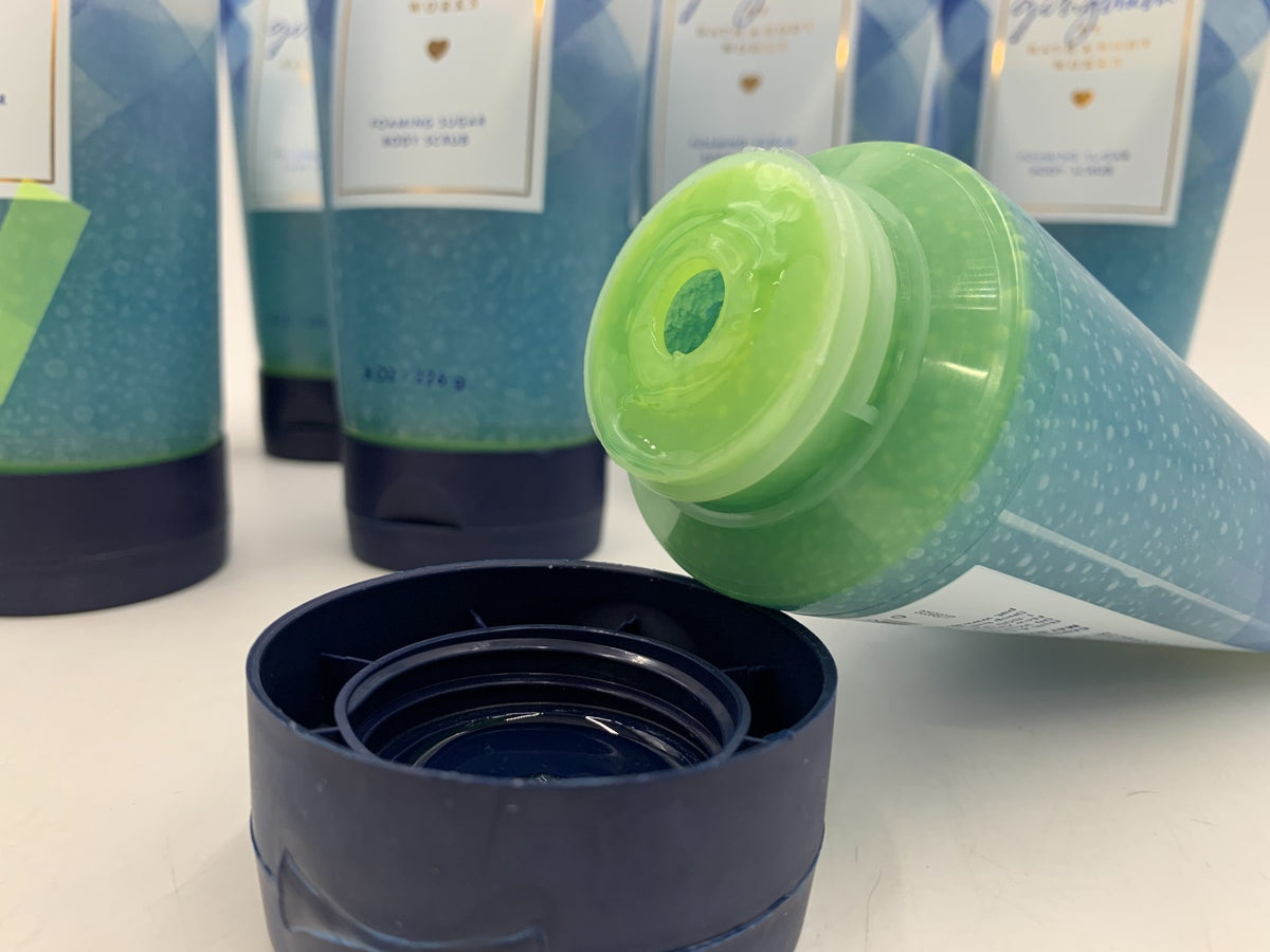 Bath & Body Works Gingham Foaming Sugar Scrub Full Size 8 oz S/10