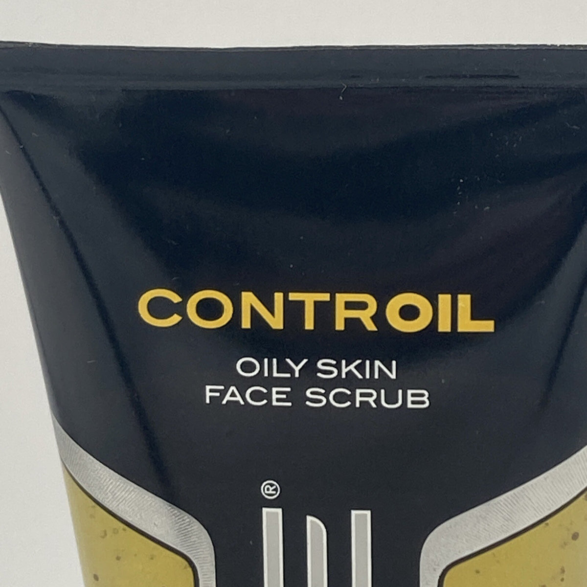 1) Axe Controil Oily Skin Face Scrub Wash DISCONTINUED Control 5 FL OZ