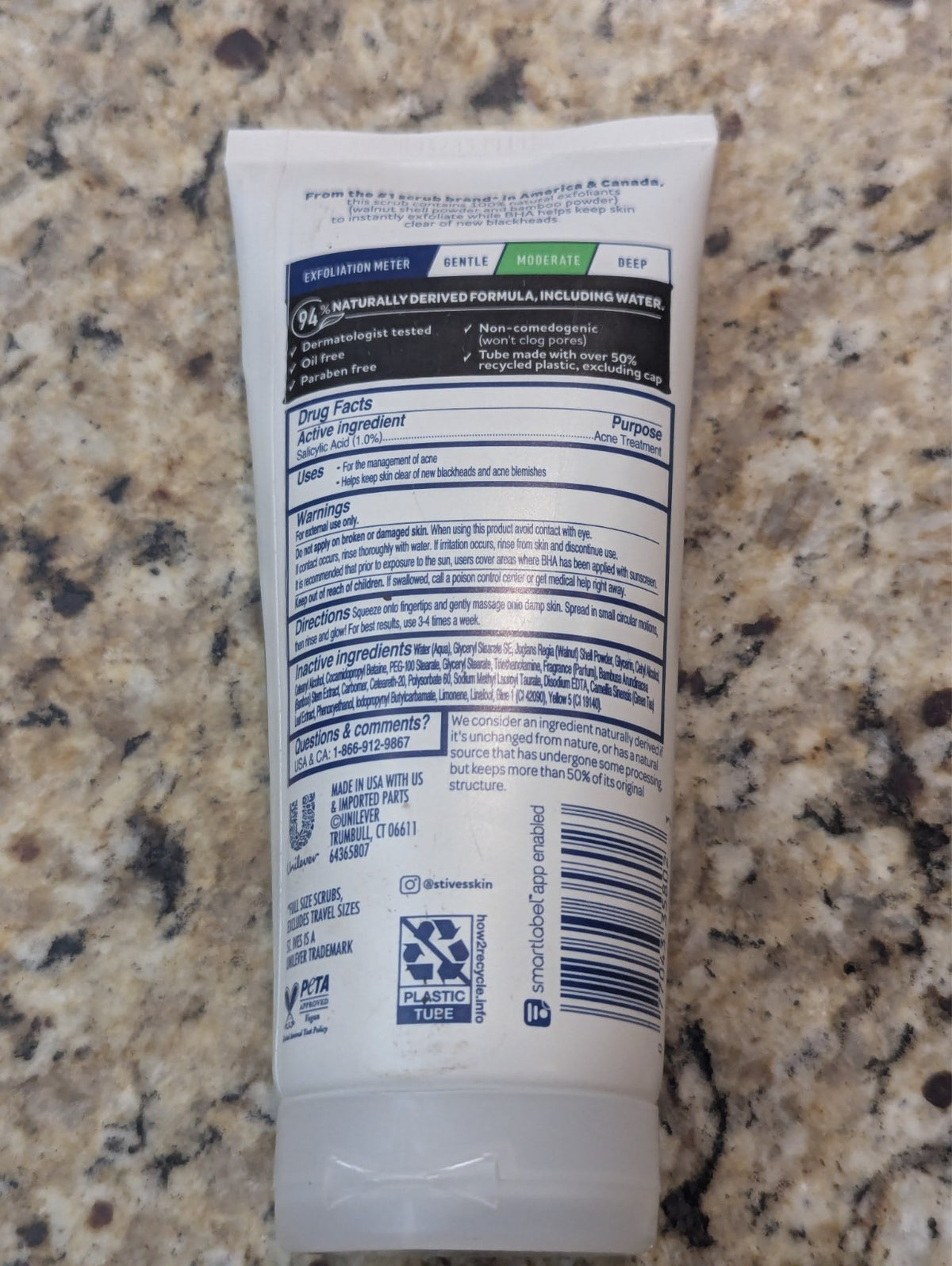 St. Ives BHA Exfoliant Blackhead Acne Face Scrub Green Tea Bamboo 6oz