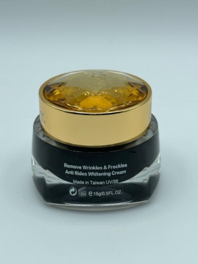 Black Truffle Skin Care Cream for Wrinkles, Discoloration & Firmness - 15g