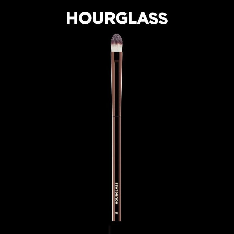 Small Concealer Makeup Brush - Soft Fiber Face Brush for Flaw Covering