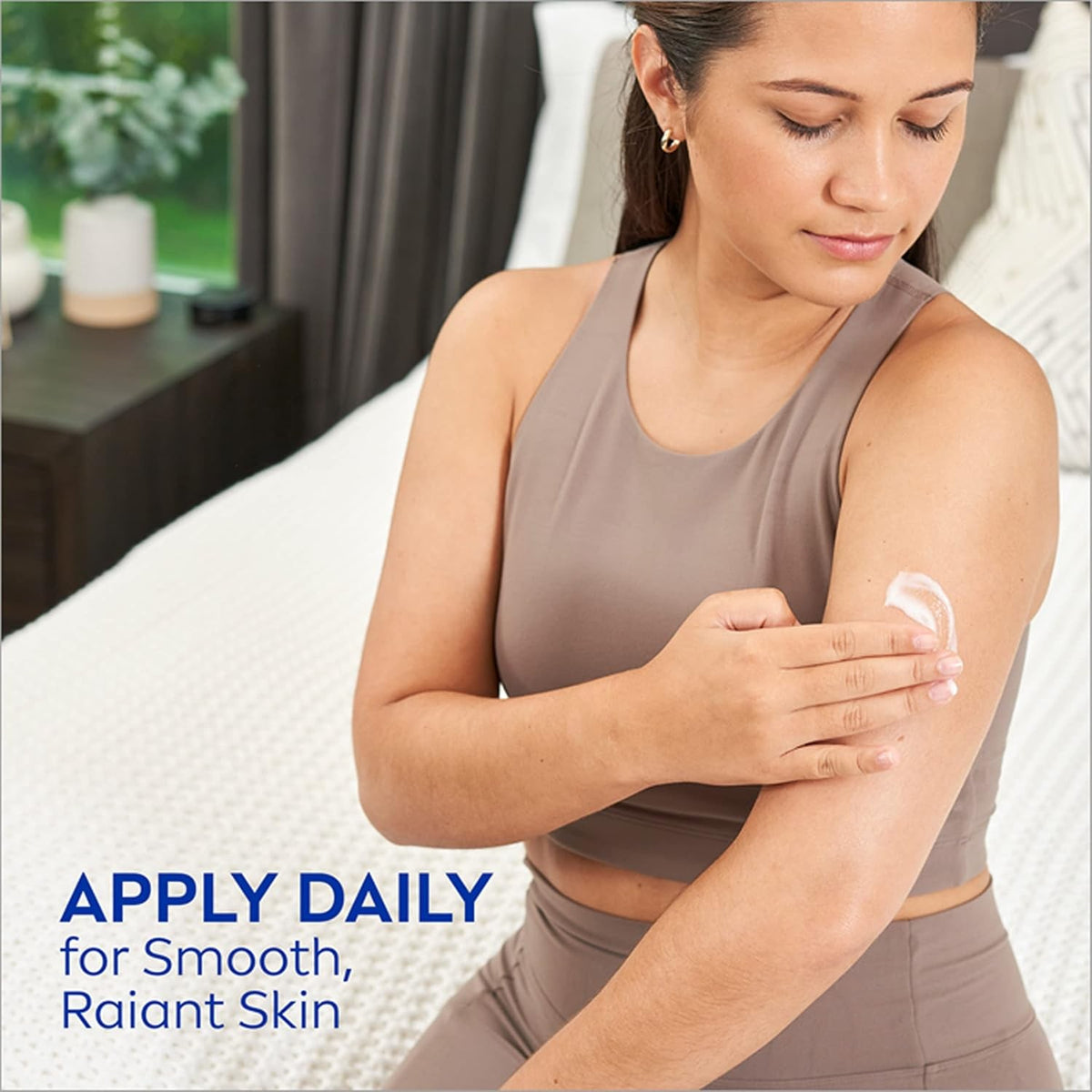 Nivea Oil Infused Body Lotion - Avocado & Peach Blossom, Dry Sensitive Skin