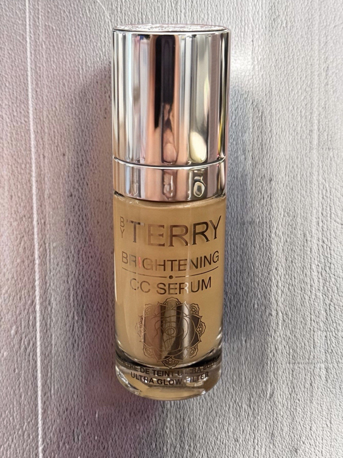 Brightening CC Serum for Glowing Skin - Apricot Light, 30ml