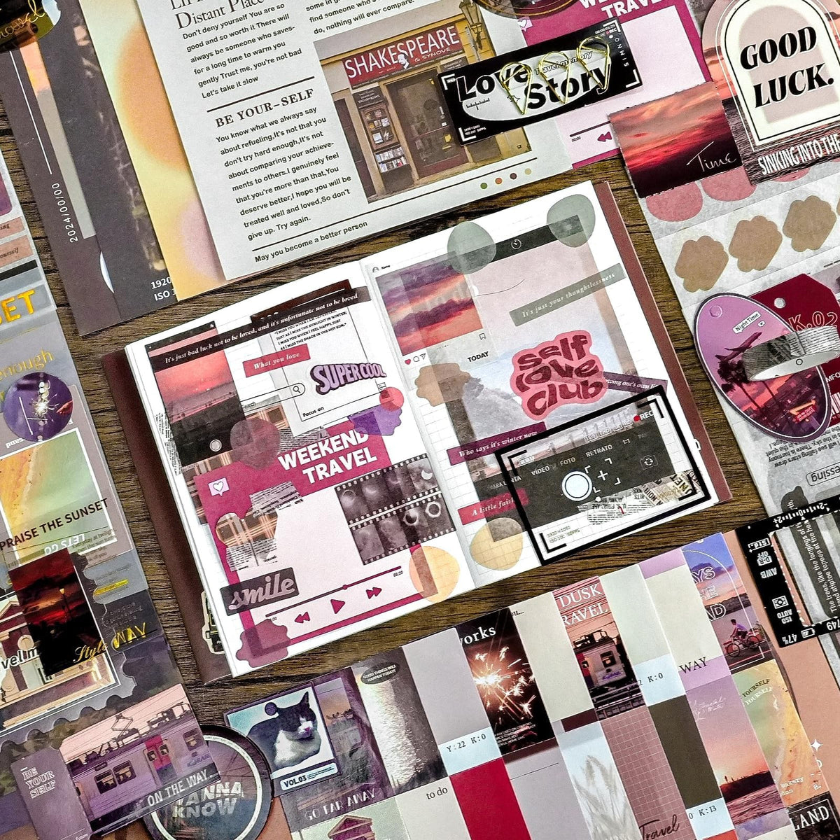 Travel Scrapbooking Supplies Kit with A6 Notebook and Vintage Paper Crafts