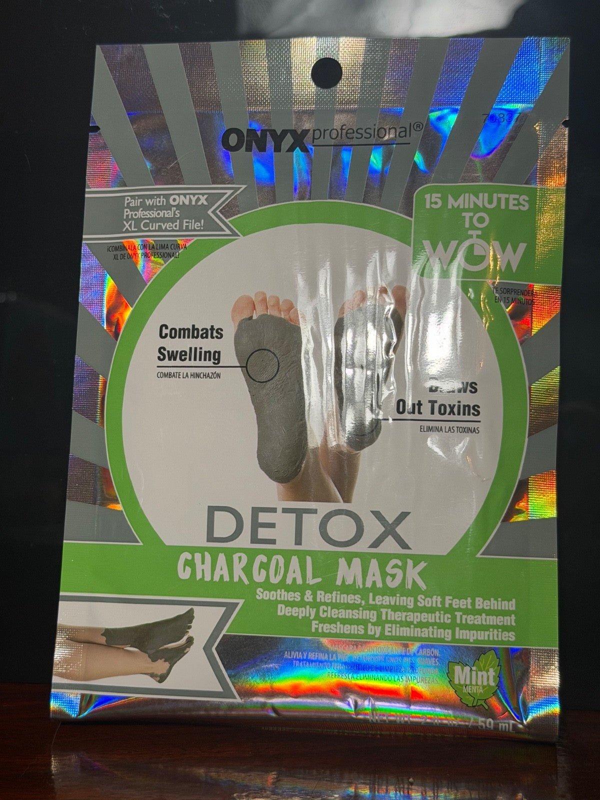 Charcoal Detox Foot Mask with Mint - Deep Cleansing & Refreshing Treatment
