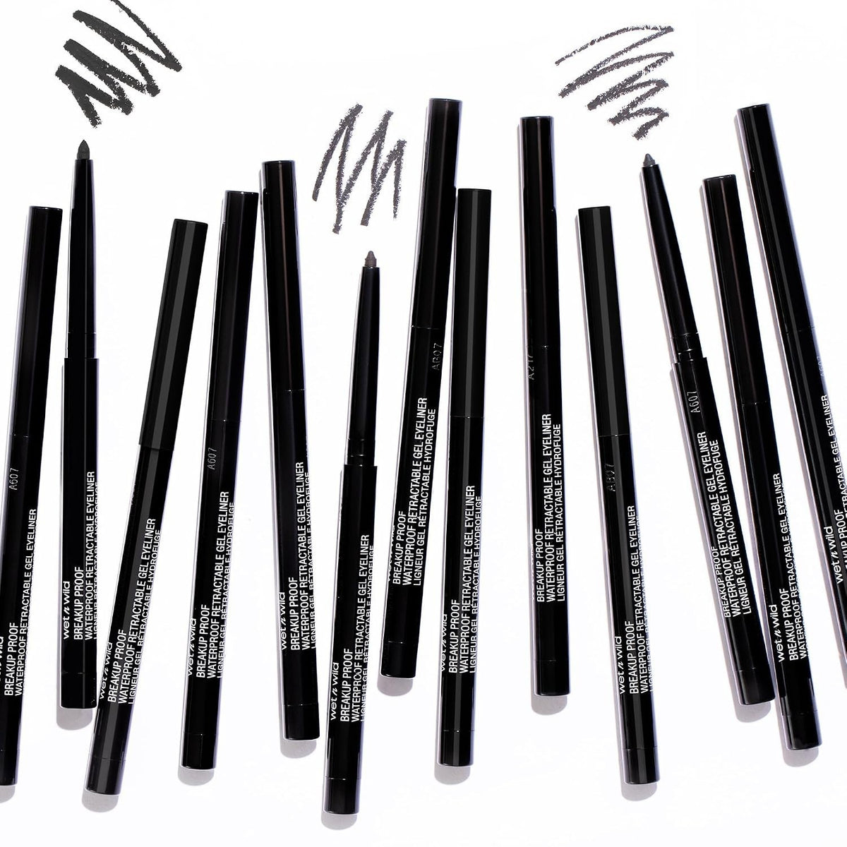 16-Hour Waterproof Retractable Eyeliner - Matte Black, Smudge-Proof