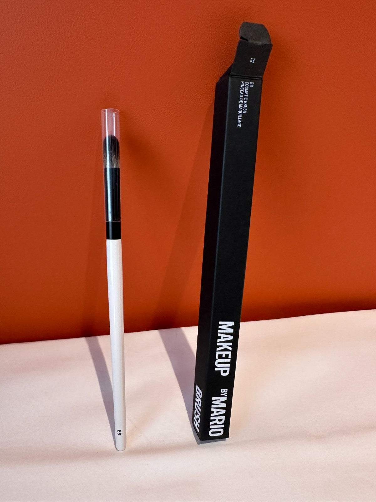 Eyeshadow Blending Brush - Fluffy Tapered Vegan Makeup Brush for Eye Looks
