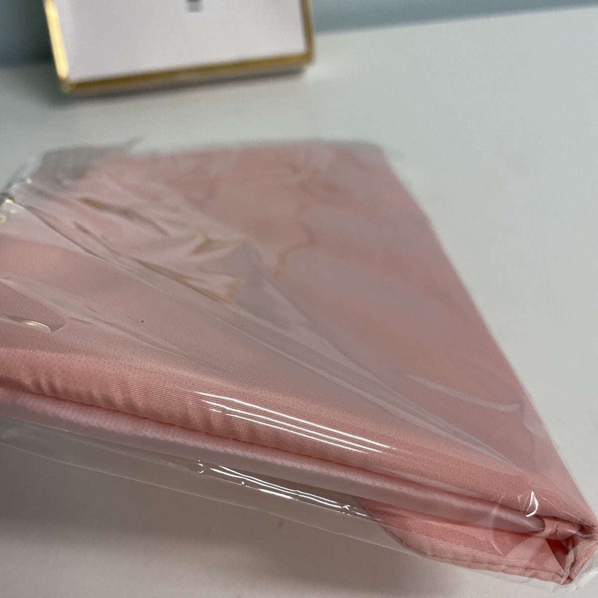 Portable Mask Storage Bag Waterproof Reusable Cosmetic Organizer Pink