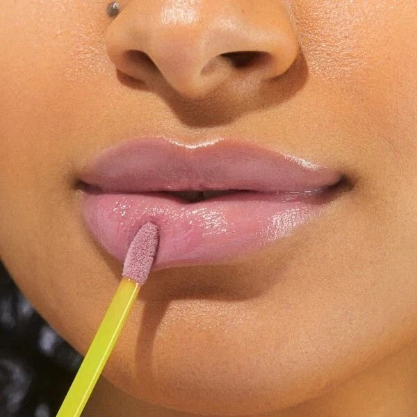 Hydrating Tinted Lip Oil with Shea & Vitamin E - Dewy Shine & Plumping