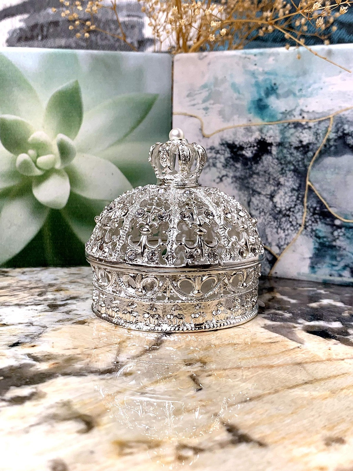 Silver Rhinestone Crown Jewelry Box with Pearl Design - Elegant Gift Storage