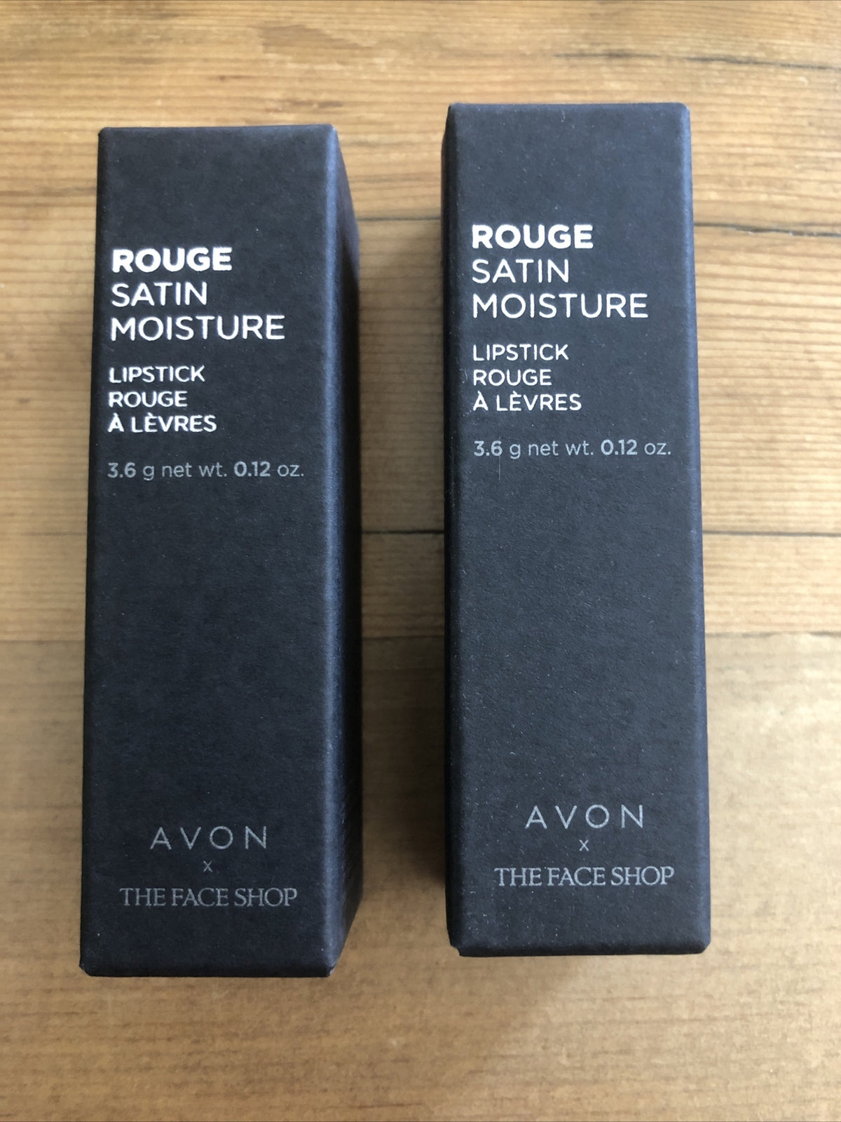 Avon Satin Moisture Lipstick - Red Pumps Lip Softening & Hydrating x 2