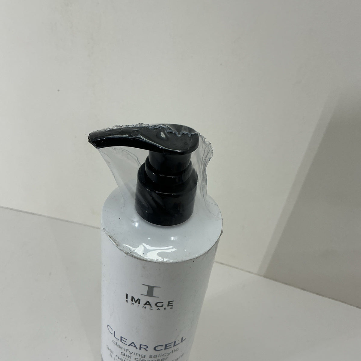 Salicylic Gel Cleanser 12 Oz - Clear Cell Facial Skin Care for Acne