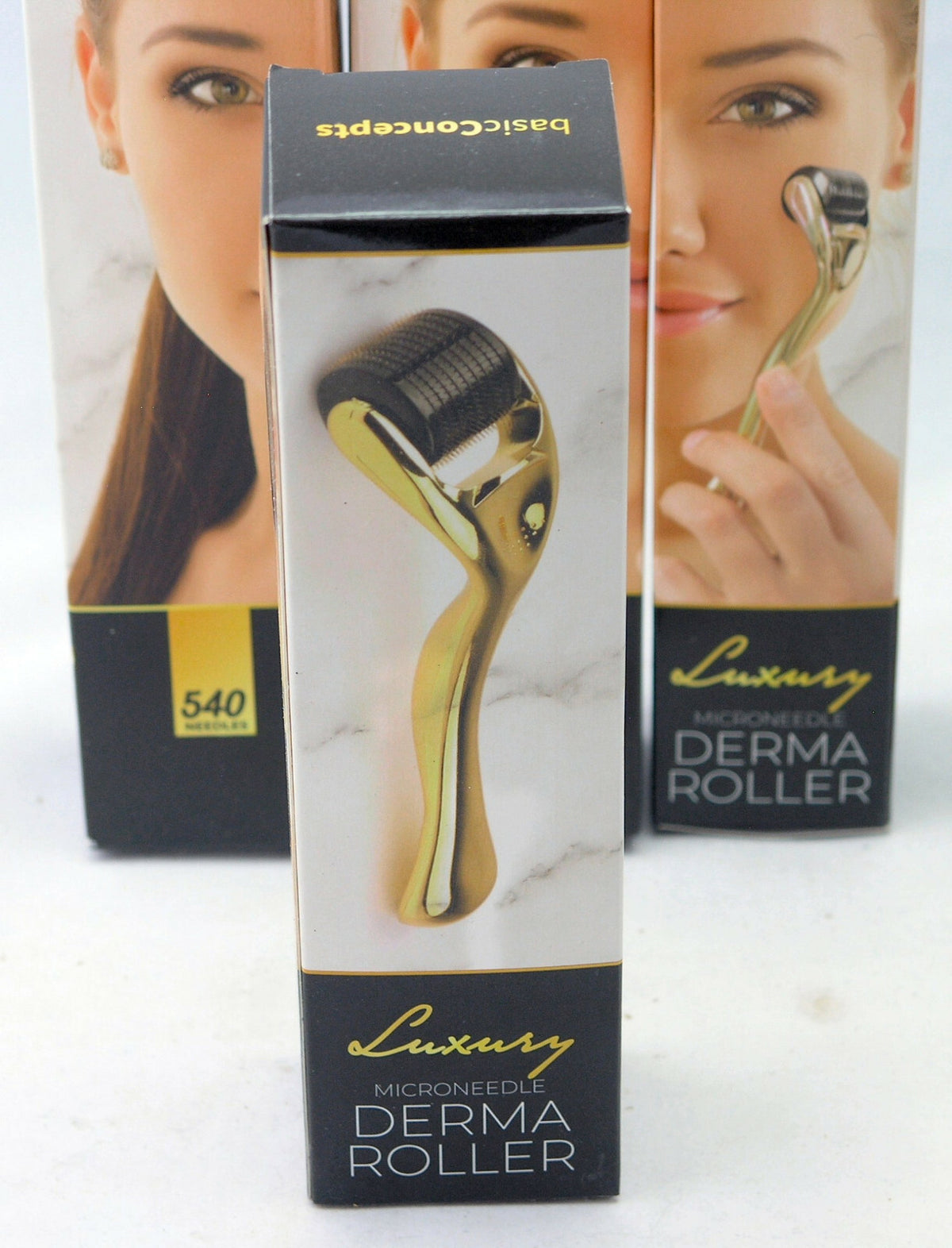 Luxury Microneedle Dermaroller with 540 Titanium Needles for Skin Rejuvenation