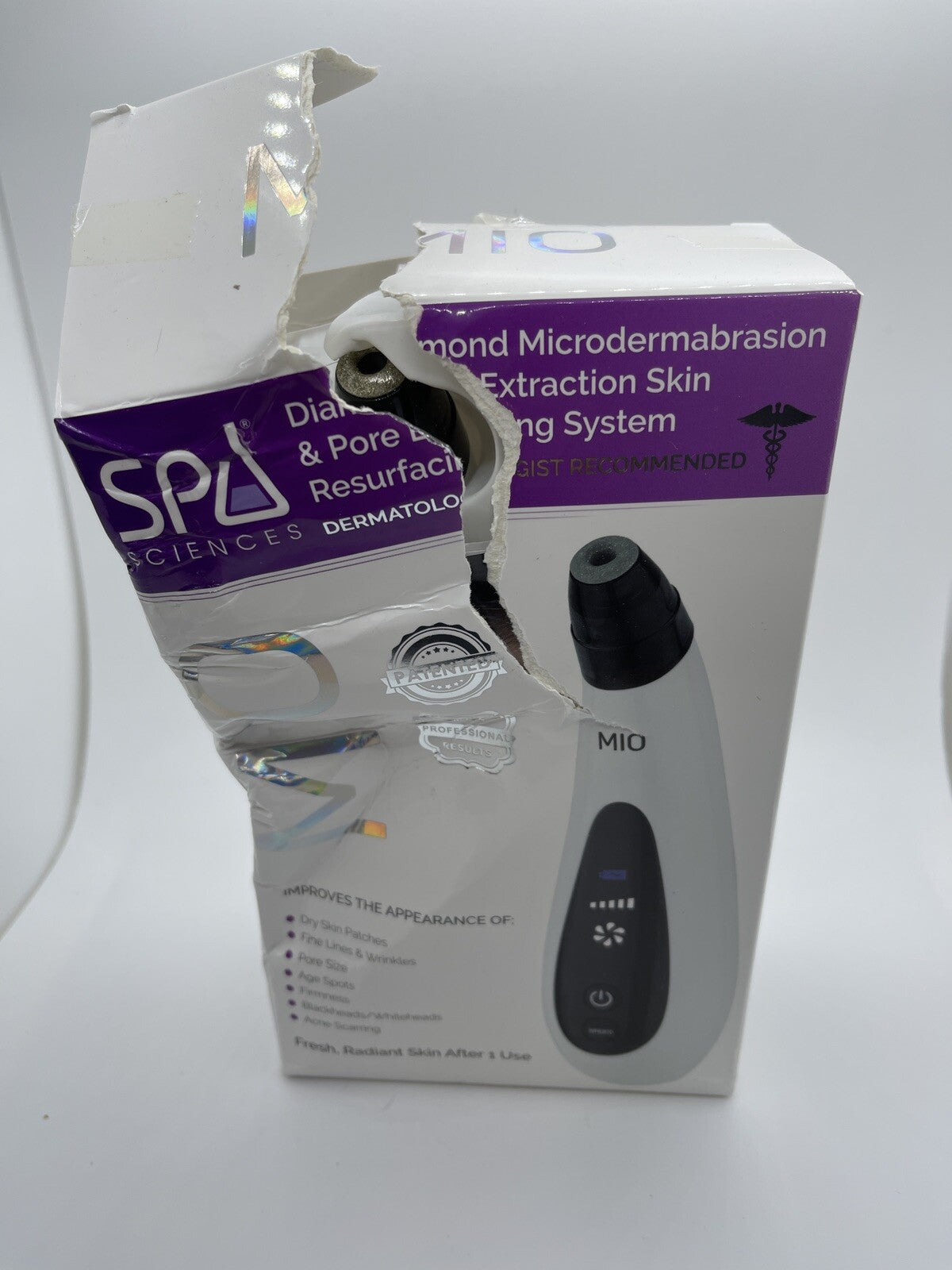 Microdermabrasion Skin Resurfacing System with Pore Extraction - White