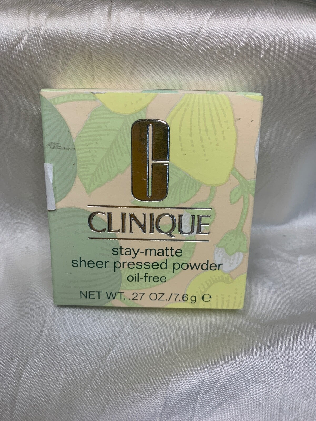 Translucent Face Powder for Matte Finish Oil-Free 7.6g - Stay Neutral