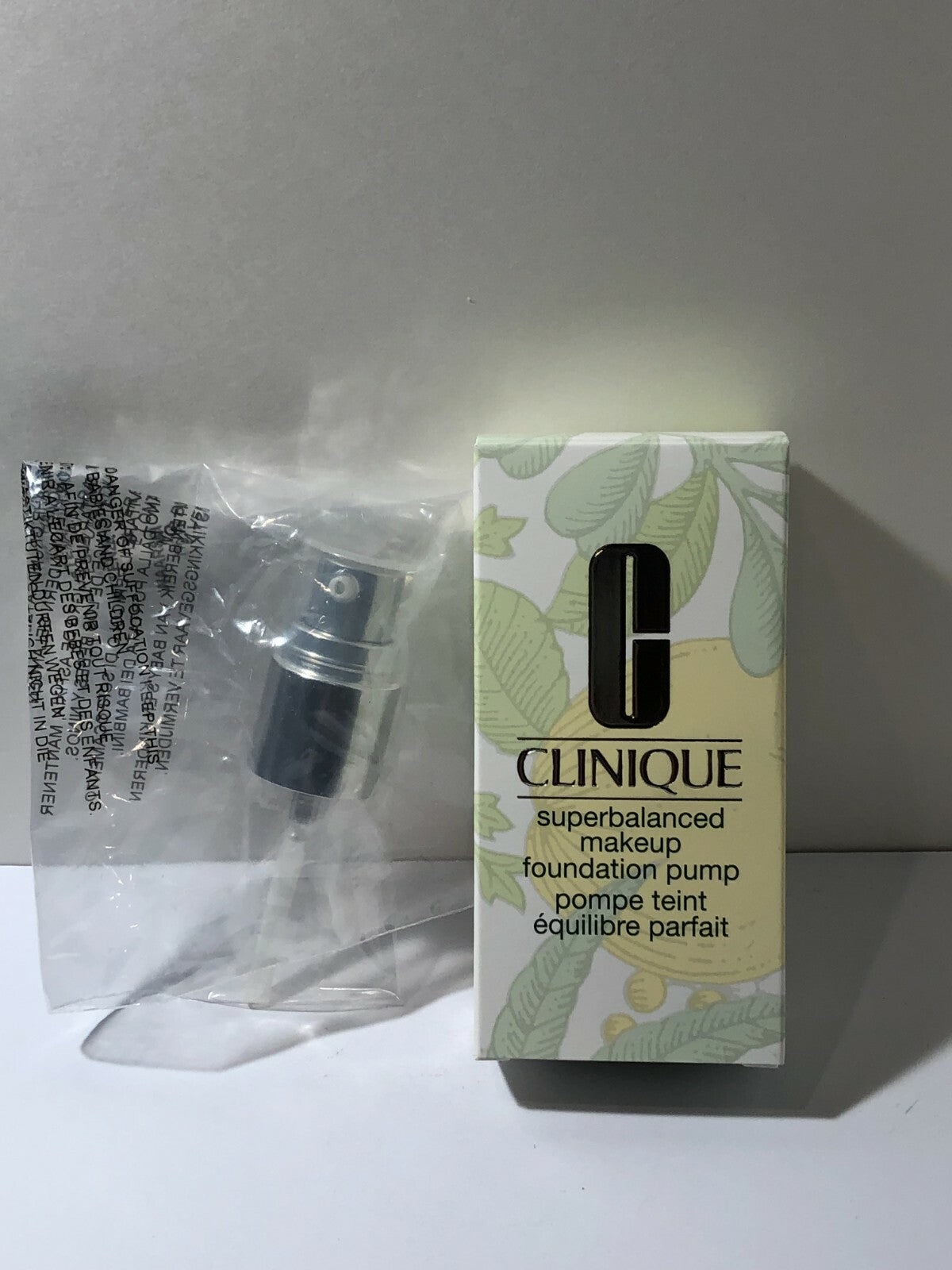 Clinique Superbalanced Makeup Foundation Pump - Face Foundation