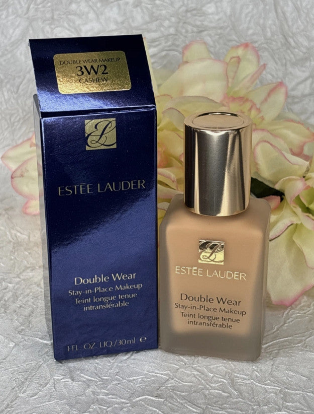 Long-Lasting Stay-in-Place Foundation - Multiple Shades, Original Formula