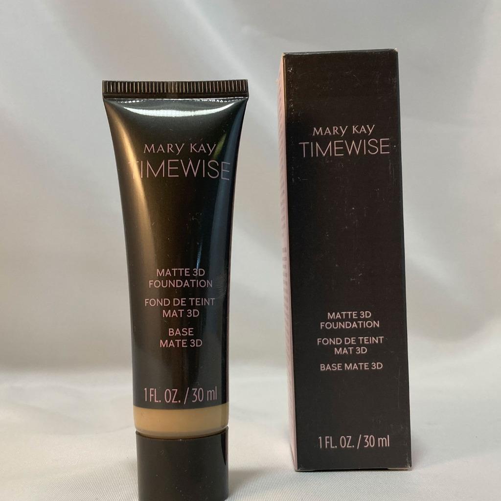 Matte Liquid Foundation for Oily Skin - Custom Shade Selection, Long-Lasting Coverage