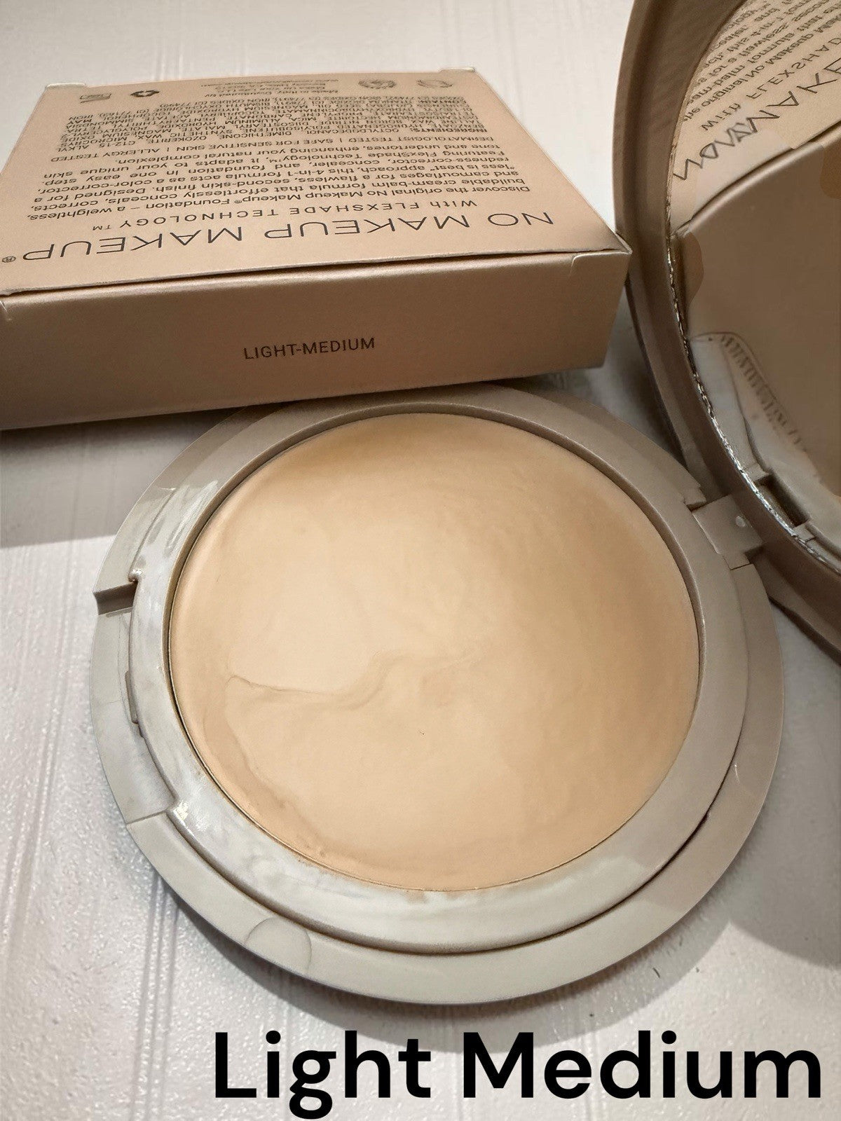 Buildable No Makeup Foundation Duo Set with Brushes - Light Medium