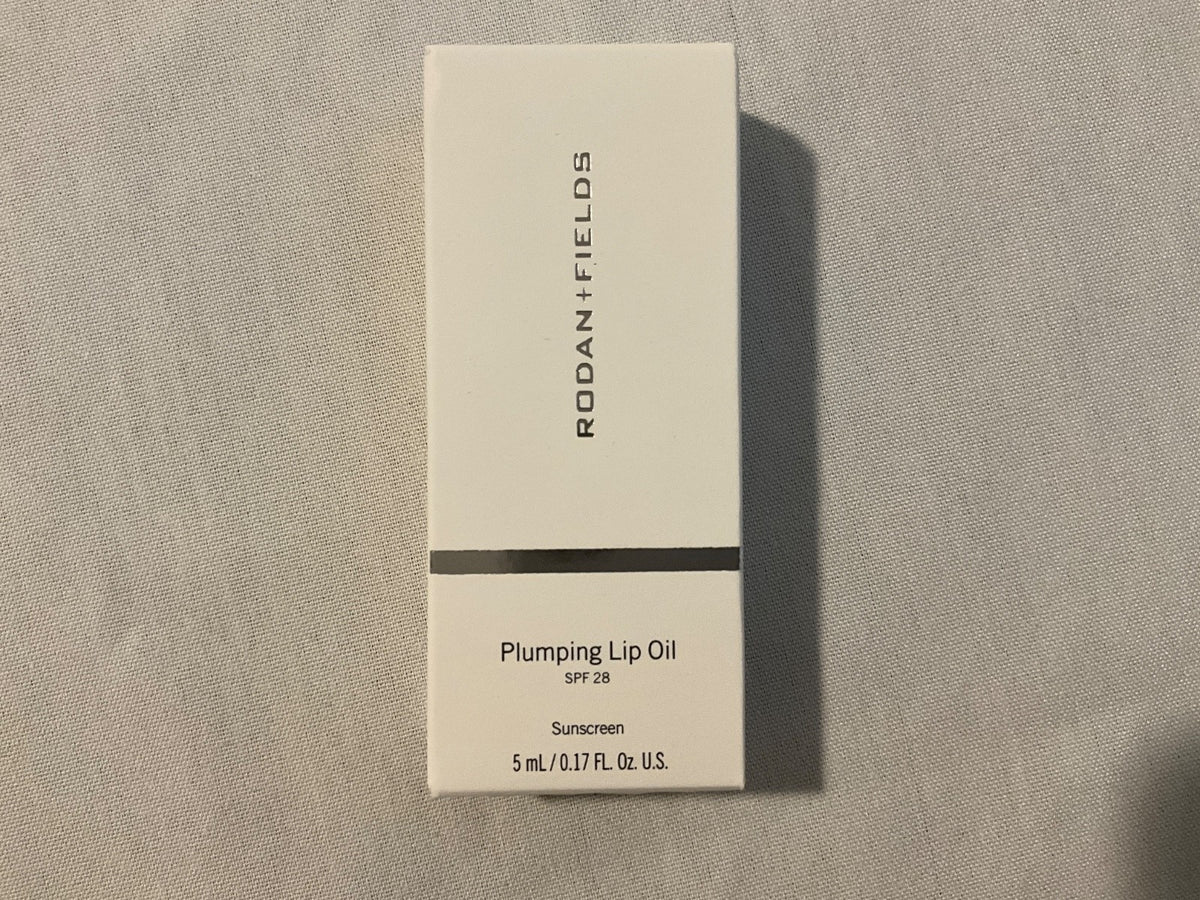 Lip Plumping Oil SPF 28 Sunscreen - Coral, 0.17 fl oz