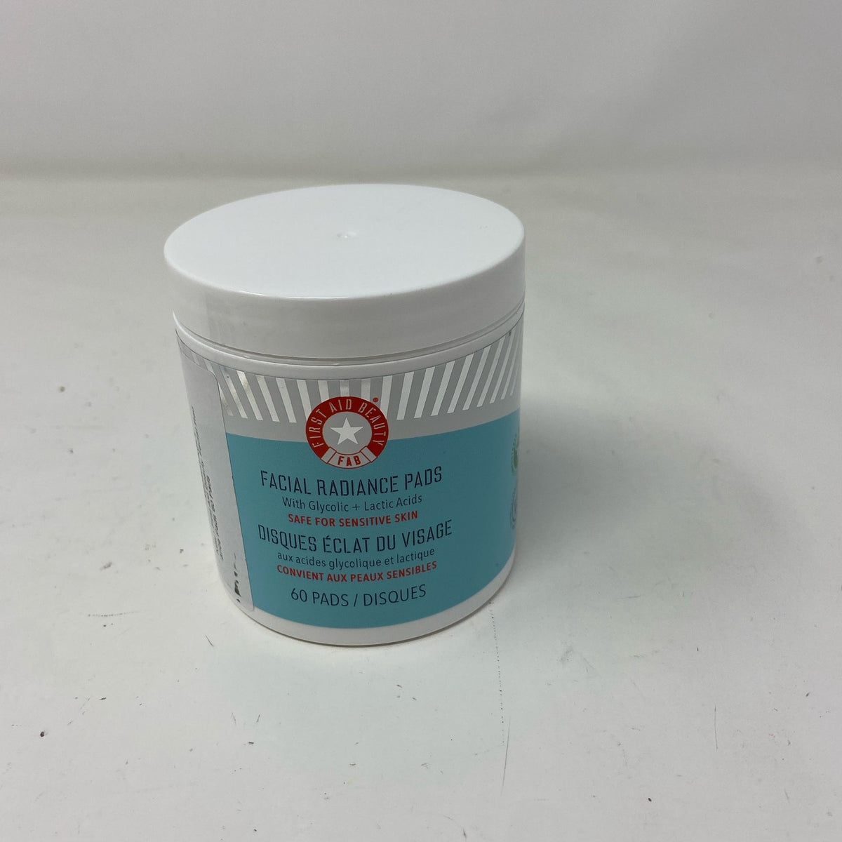 First Aid Beauty Facial Radiance Pads, Blue/White Jar, 60 ct