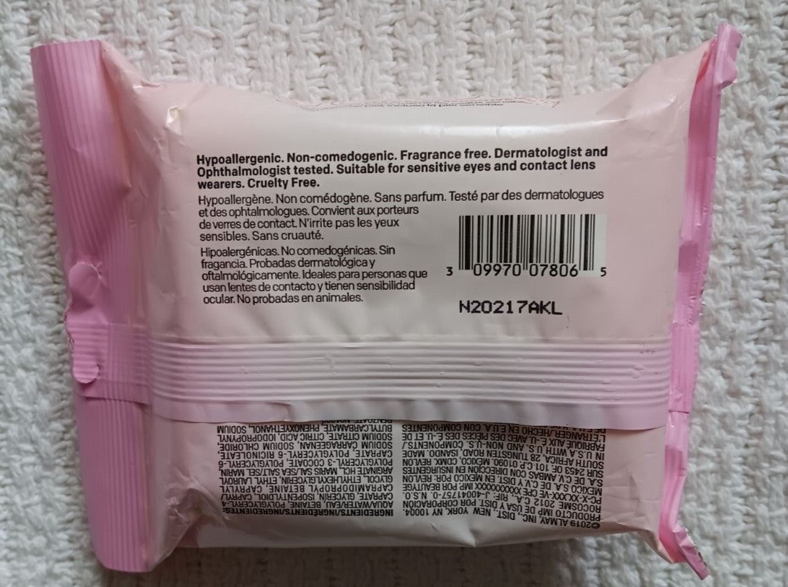 Makeup Remover Cleansing Towelettes Set - Aloe, Cucumber, Green Tea, 4 Packs of 25 Wipes