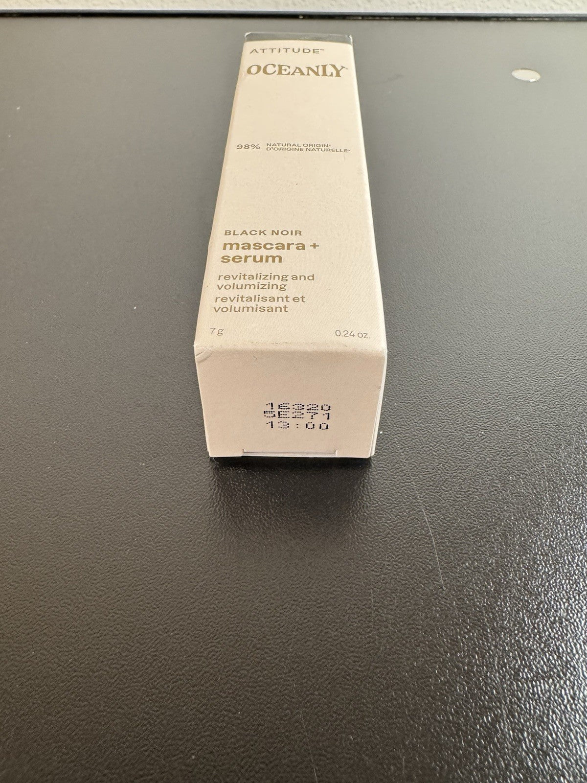 Revitalizing Black Mascara with Serum - Volumizing Eye Makeup 7g