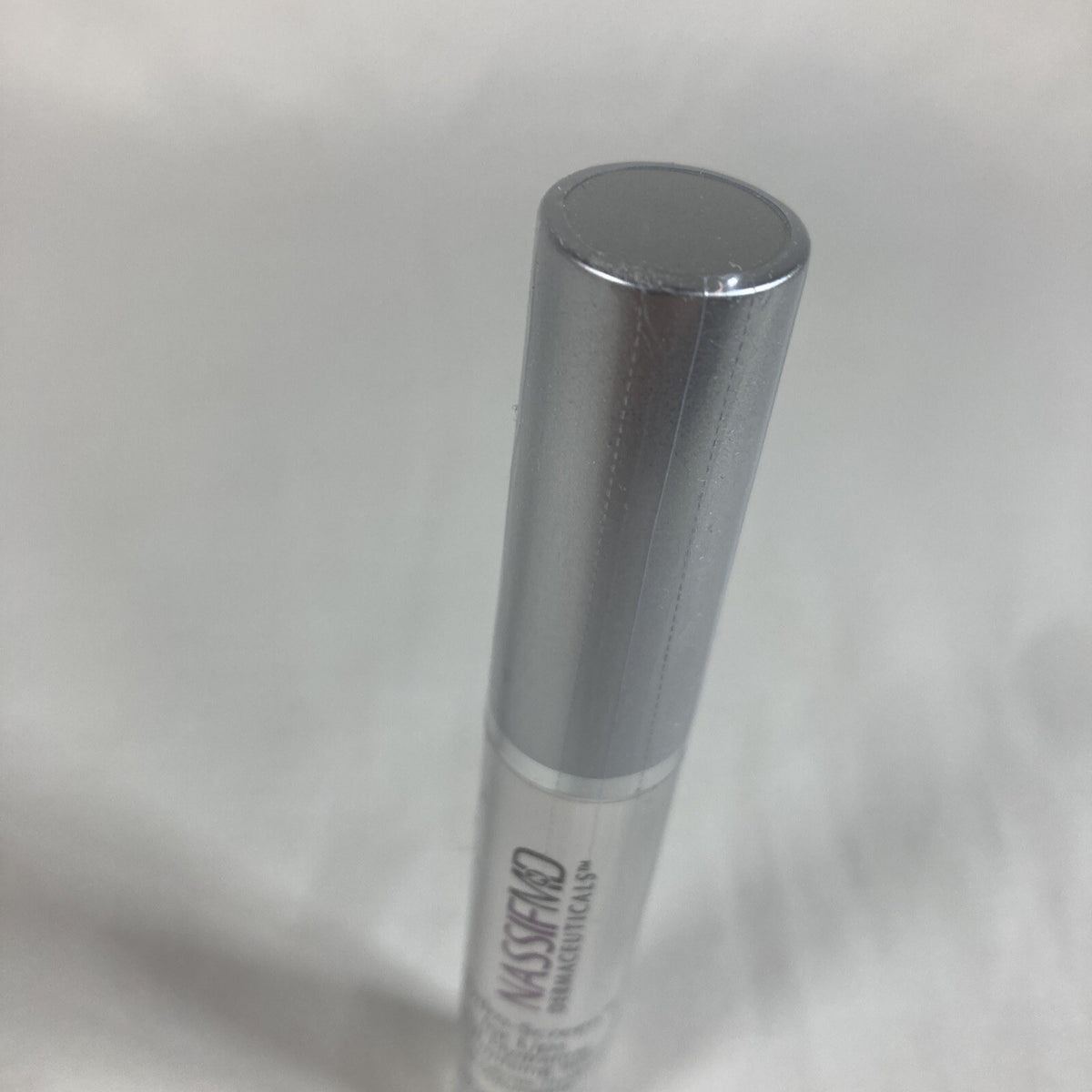 Lip Hydrating and Volumizing Serum 0.14oz - Nourishing Lip Care