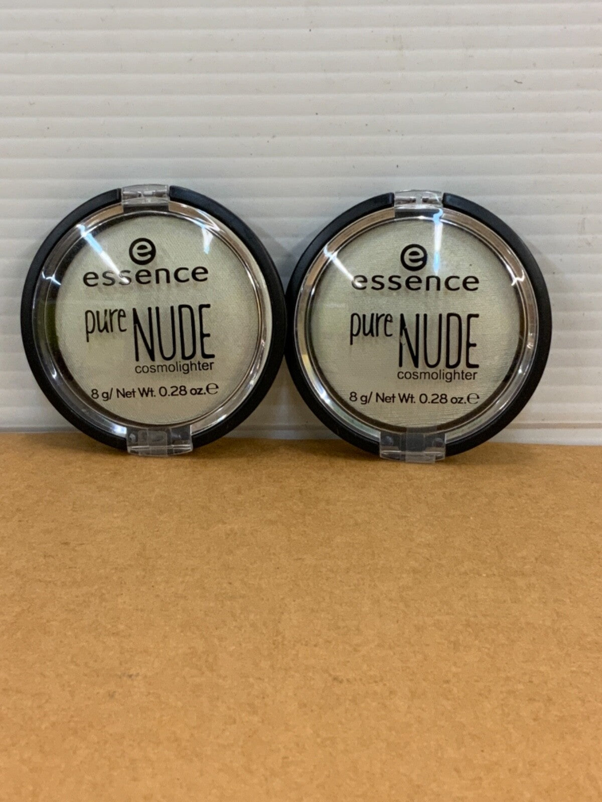 Essence Pure Nude 30 Cosmolighter Be My Cosmolight Set - 8g/0.28oz