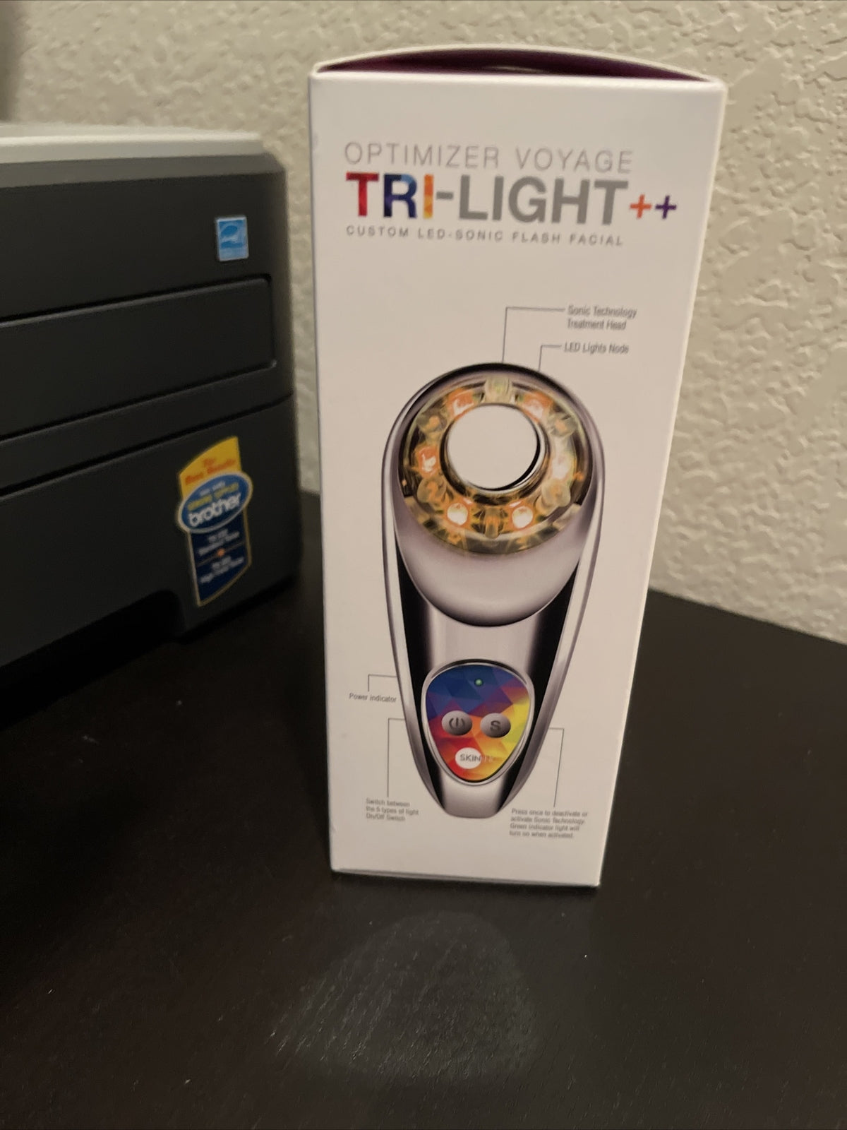 Skin Inc Optimizer Voyage Tri-Light LED Therapy Device - Chrome