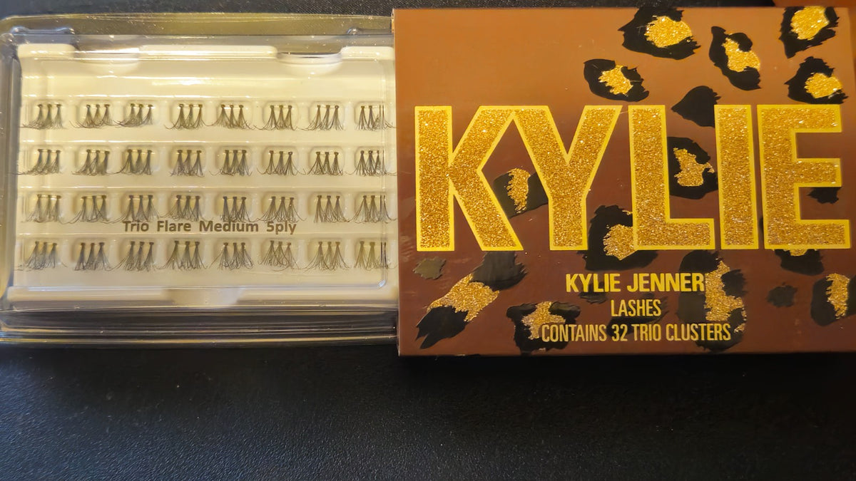 Kylie Jenner False Lashes - 32 Trio Flare Clusters, Medium Length, New