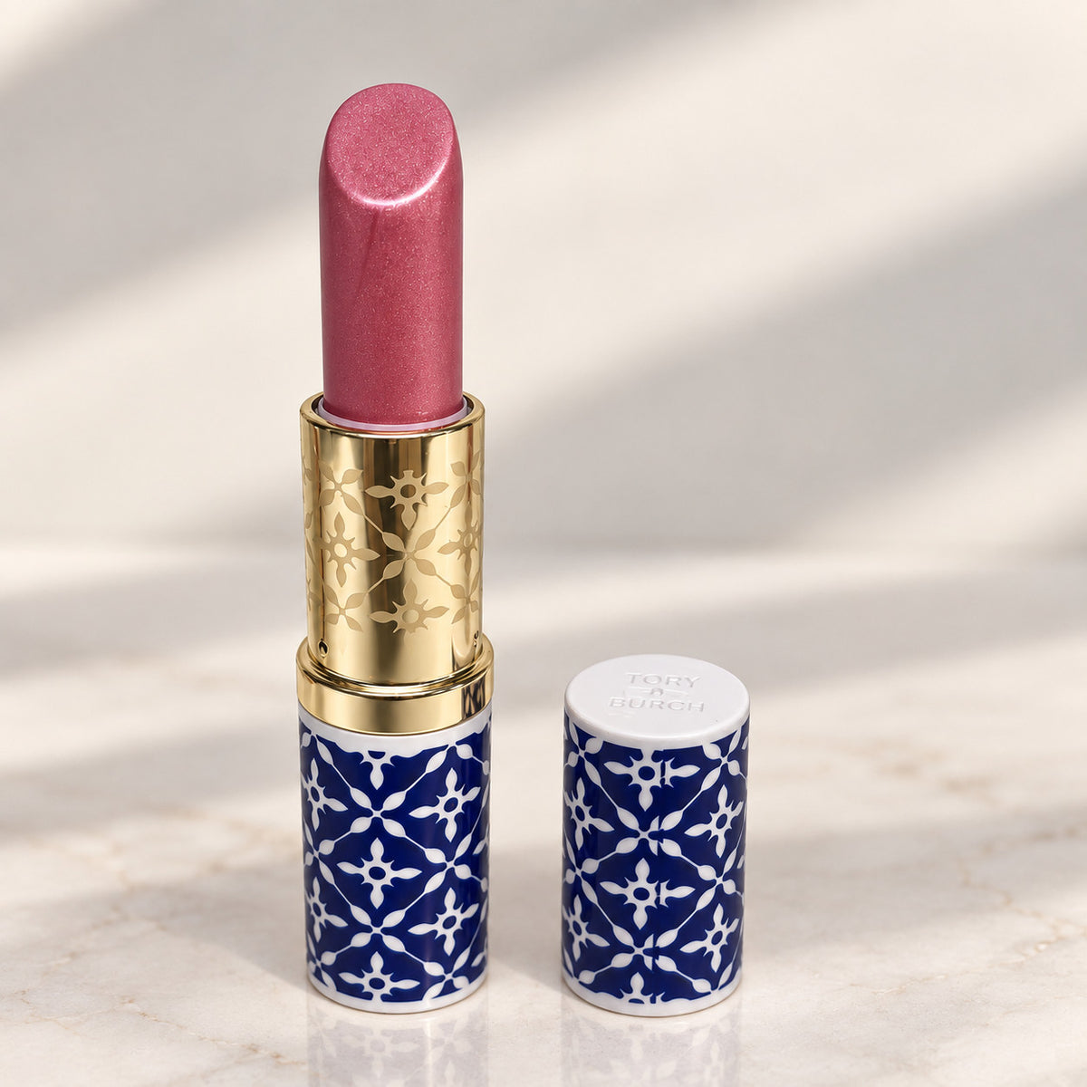 Estee Lauder Paradise Pink Lipstick - Authentic 0.12 oz / 3.5g