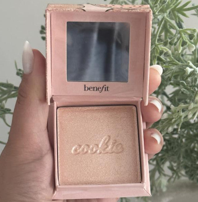 Highlighters & Luminizers Set - Multiple Shades for Radiant Skin