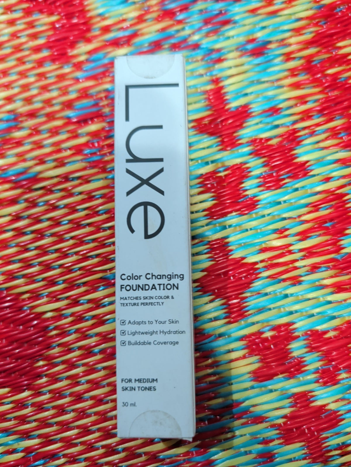 Color Changing Foundation Medium Shade 30ml - Luxe
