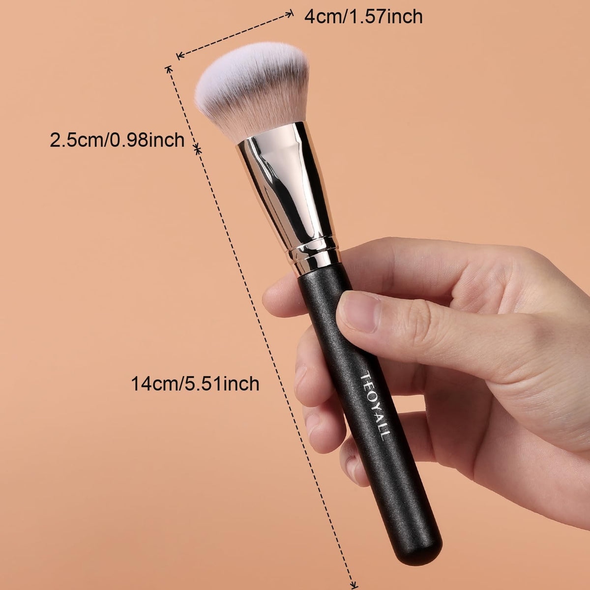 Domed Foundation Brush for Flawless Makeup Blending - Soft Synthetic Bristles