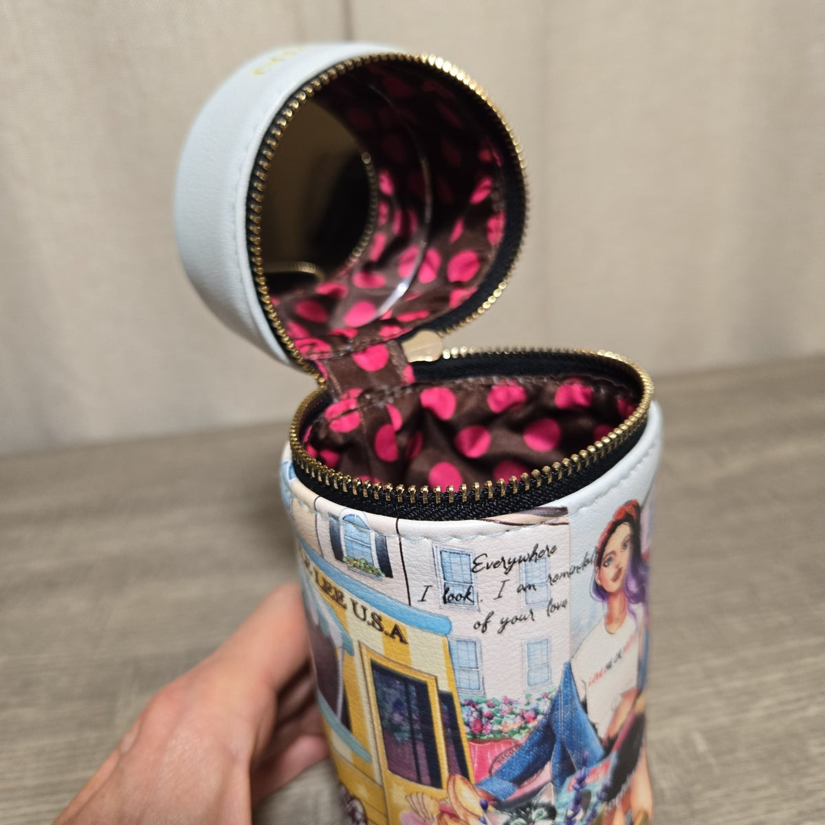 Travel Makeup Brush Holder Case with Mirror and Vegan Leather - Nicole Lee