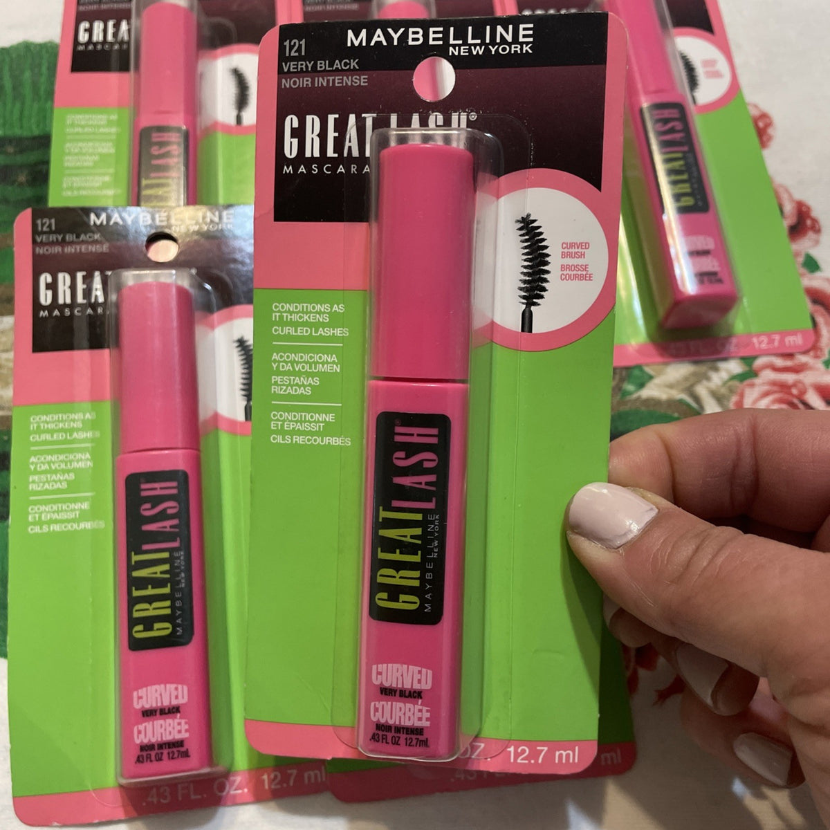 Mascaras - Waterproof, Curved Brush, 6 Pack, Long-Lasting Volume & Definition