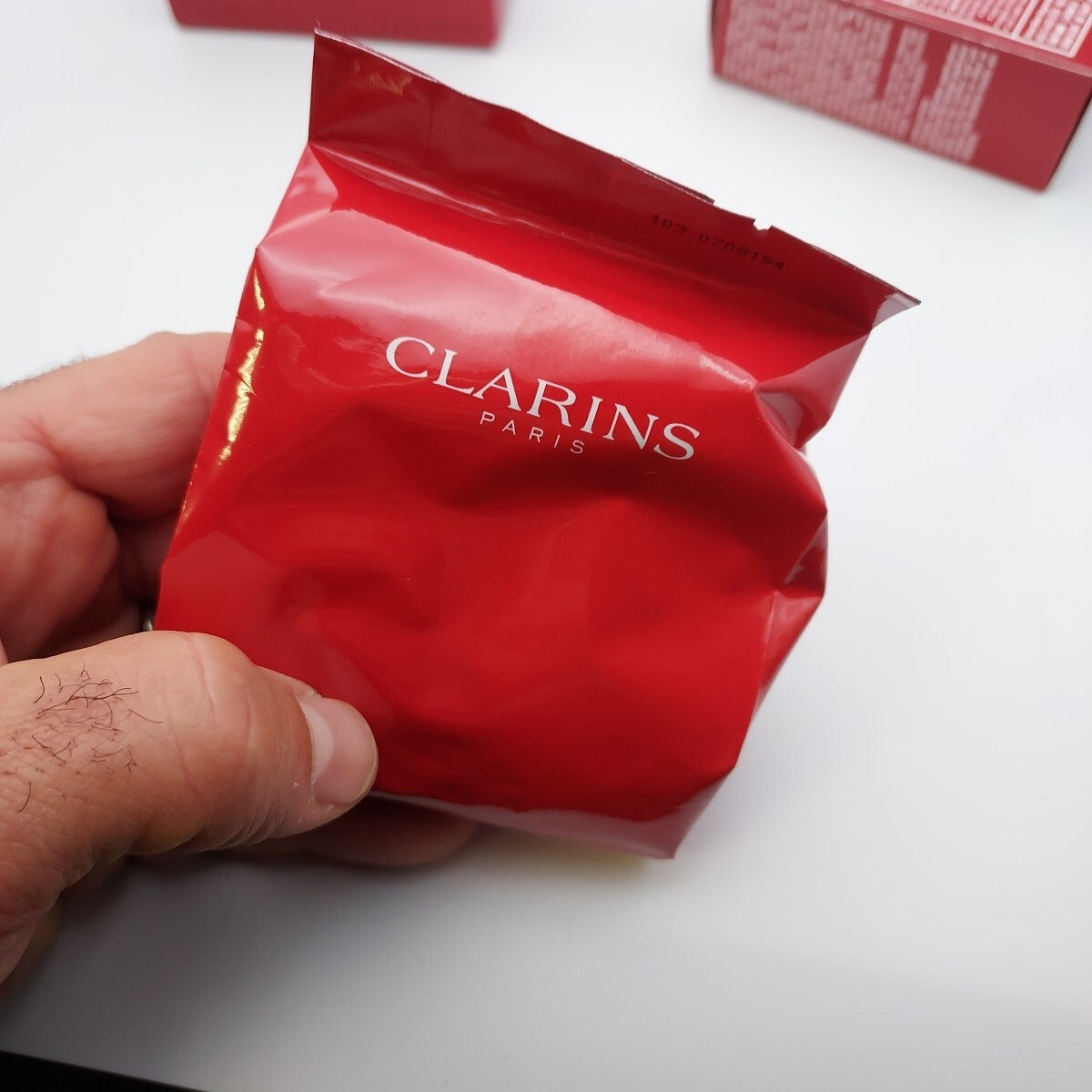 Clarins Everlasting Cushion Foundation Refill SPF 50 Nude 105 — Sealed
